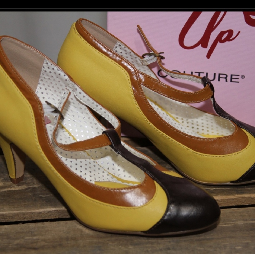 Sz 7 dapper Dan pinup couture heel brown/yellow